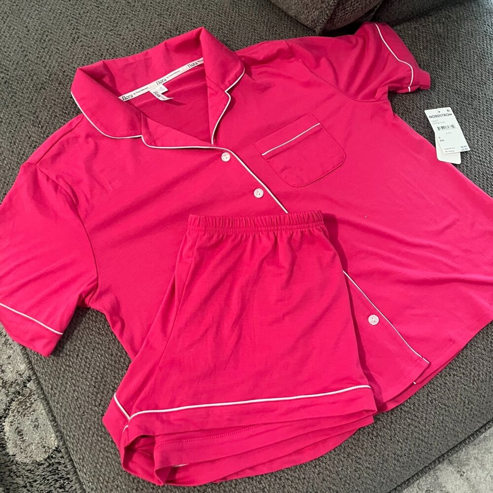 NWOT-Nordstrom Rack Pajamas, Small